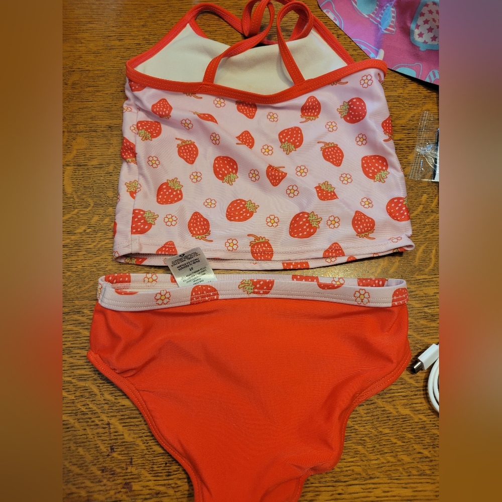 Bathing suit - Picture 2 of 2